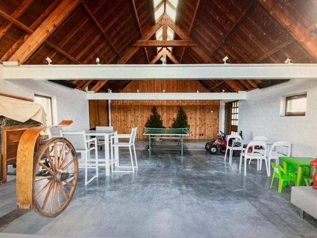 Schravenhoek Met Indoorzwembad En Sauna Veurne Exterior foto